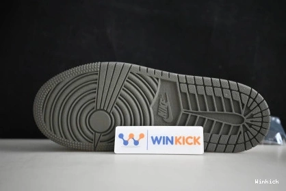 OG AIR 1 PS 'OLIVE' (Kids!) JORDAN TRAVIS X DZ5909-106 SCOTT LOW 1026